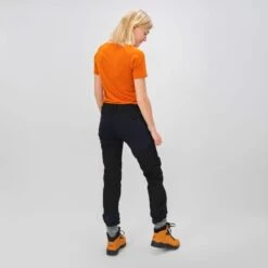 Diabas Hiking Pants Wmn (Autumn 2022) 25 Diabas Hiking Pants Wmn (Autumn 2022) -Urberg urberg diabas hiking pants wmn autumn 2022 black beauty 3